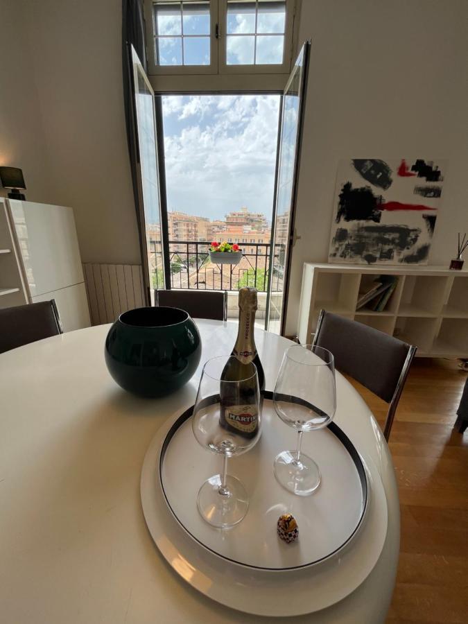 Politeama Suite In The Heart Of The City Palermo Exterior foto